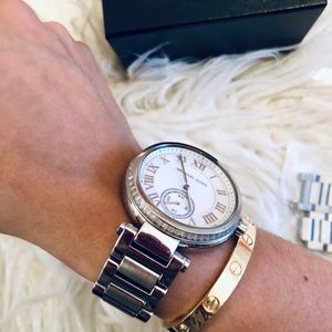 Michael Kors Jewelry - Michael Kors Ladies Skylar silver watch Michael Kors Jewelry - Michael Kors Ladies Skylar silver watch